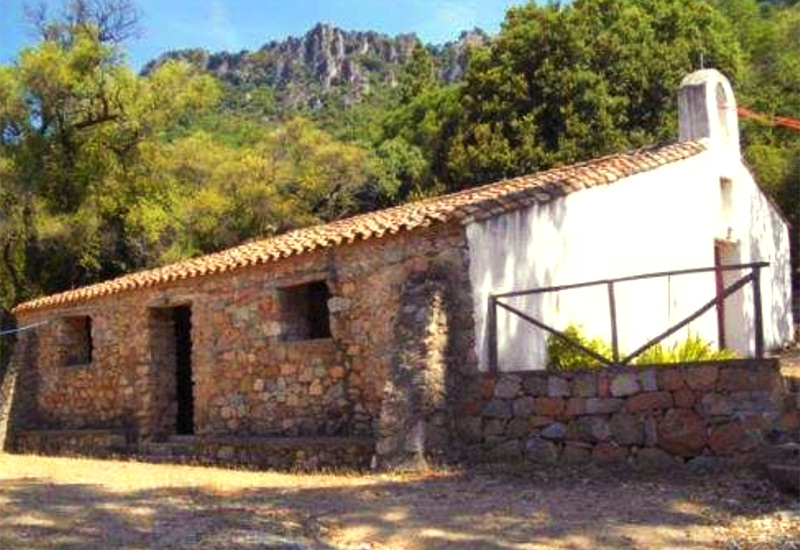 Chiesa di Santa Lucia e San Giovanni a Eltili Baunei Sardegna